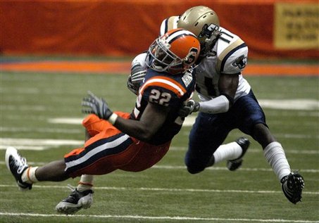 http://blog.pennlive.com/patriotnewssports/2008/09/large_Syracuse_FB.jpg